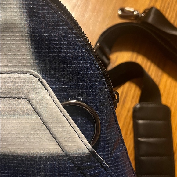 RAREFORM Maya CrossBody GYM TOTE DUFFLE Blue billboard recycled personal Bag - Picture 11 of 17